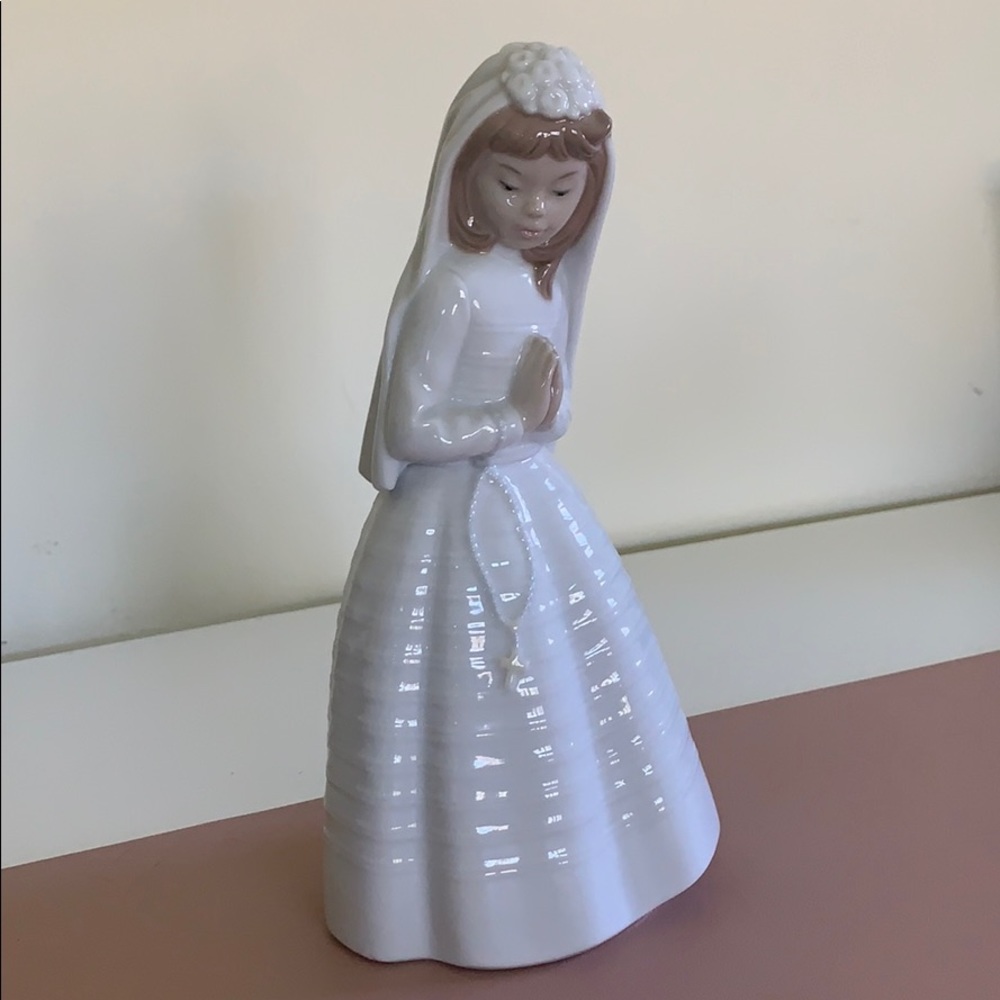 Lladro Communion girl figure